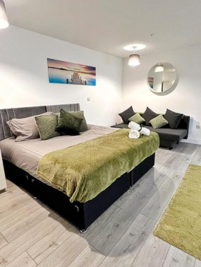 Cosy Studio Apartment- Hemel Hempstead High Street